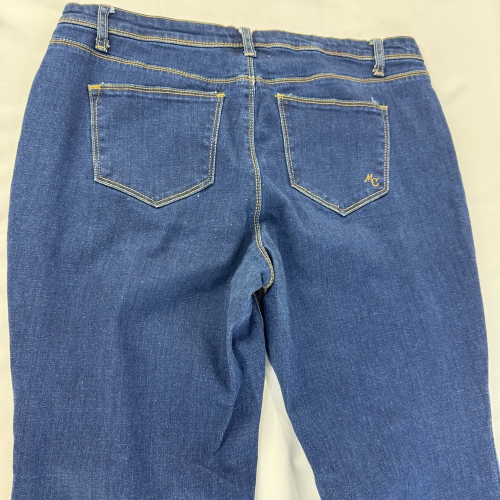 EUC ModCloth Blue Bell Bottom Style Jeans, Women’s XL 40” long - Picture 12 of 13